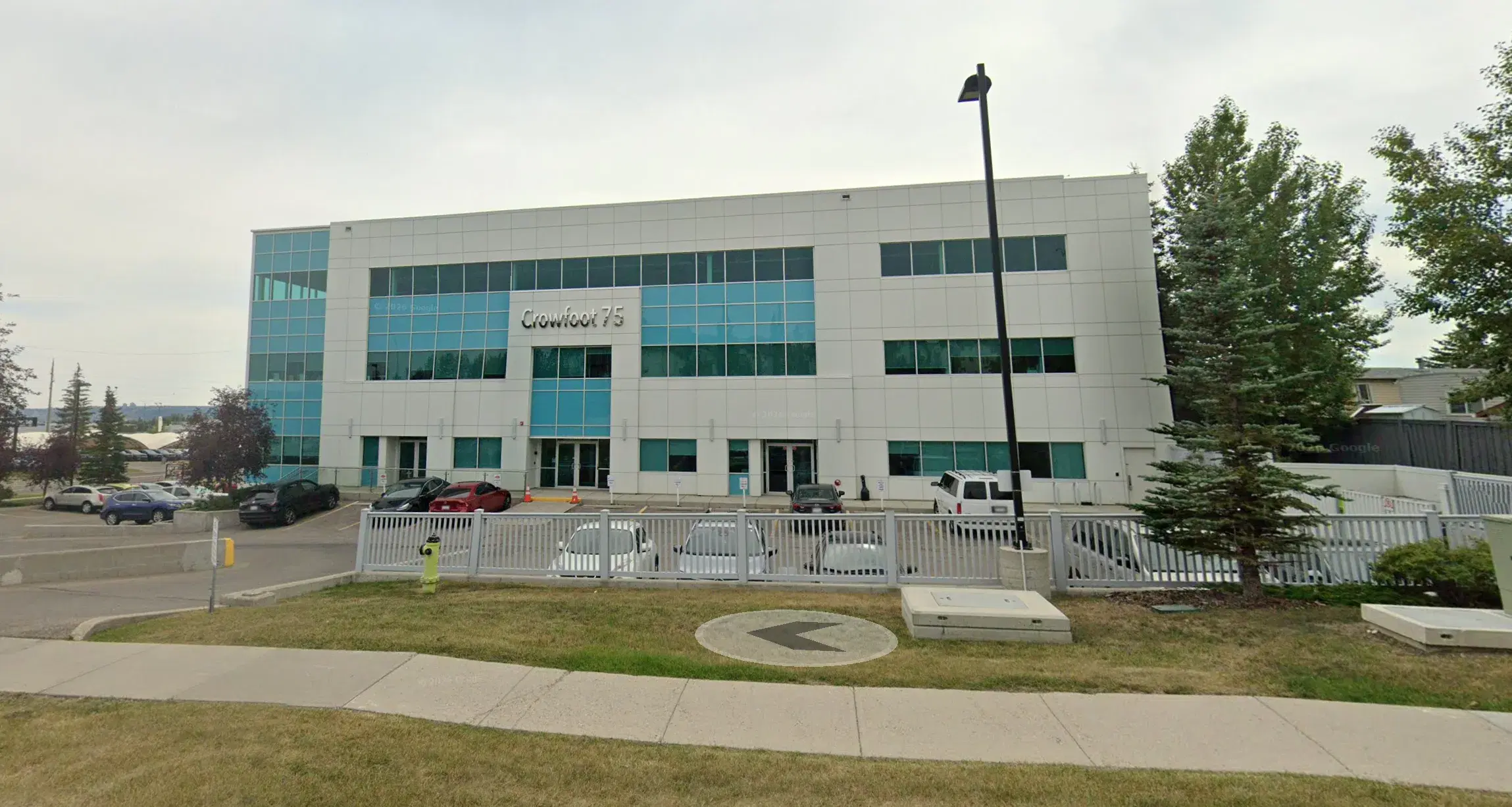 Symphony Crowfoot Outside